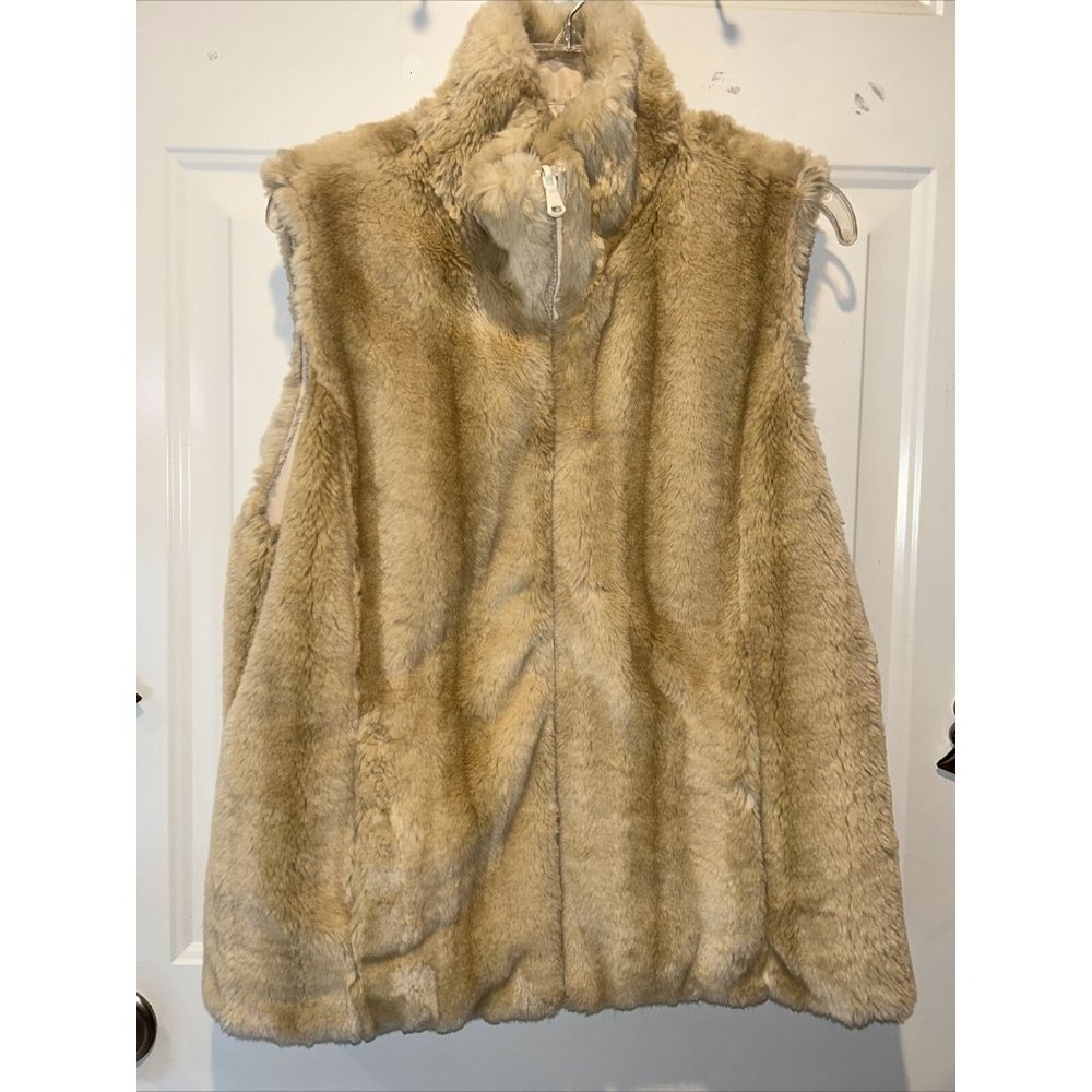 Kristen Blake Women's Reversible Faux Fur Vest size M Cream White